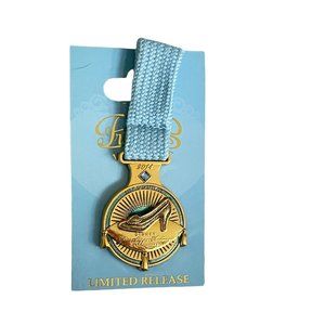 Disney 2014 Princess Half Marathon Inaugural Glass Slipper Challenge Medal Pin